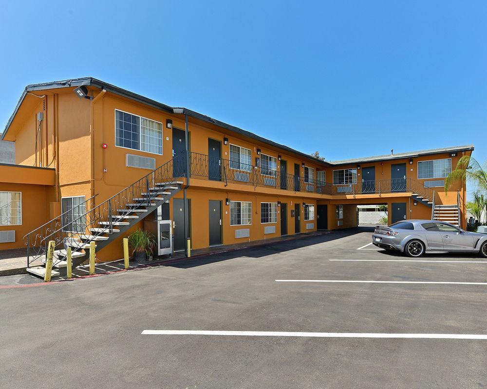Rodeway Inn & Suites Chula Vista San Diego South מראה חיצוני תמונה