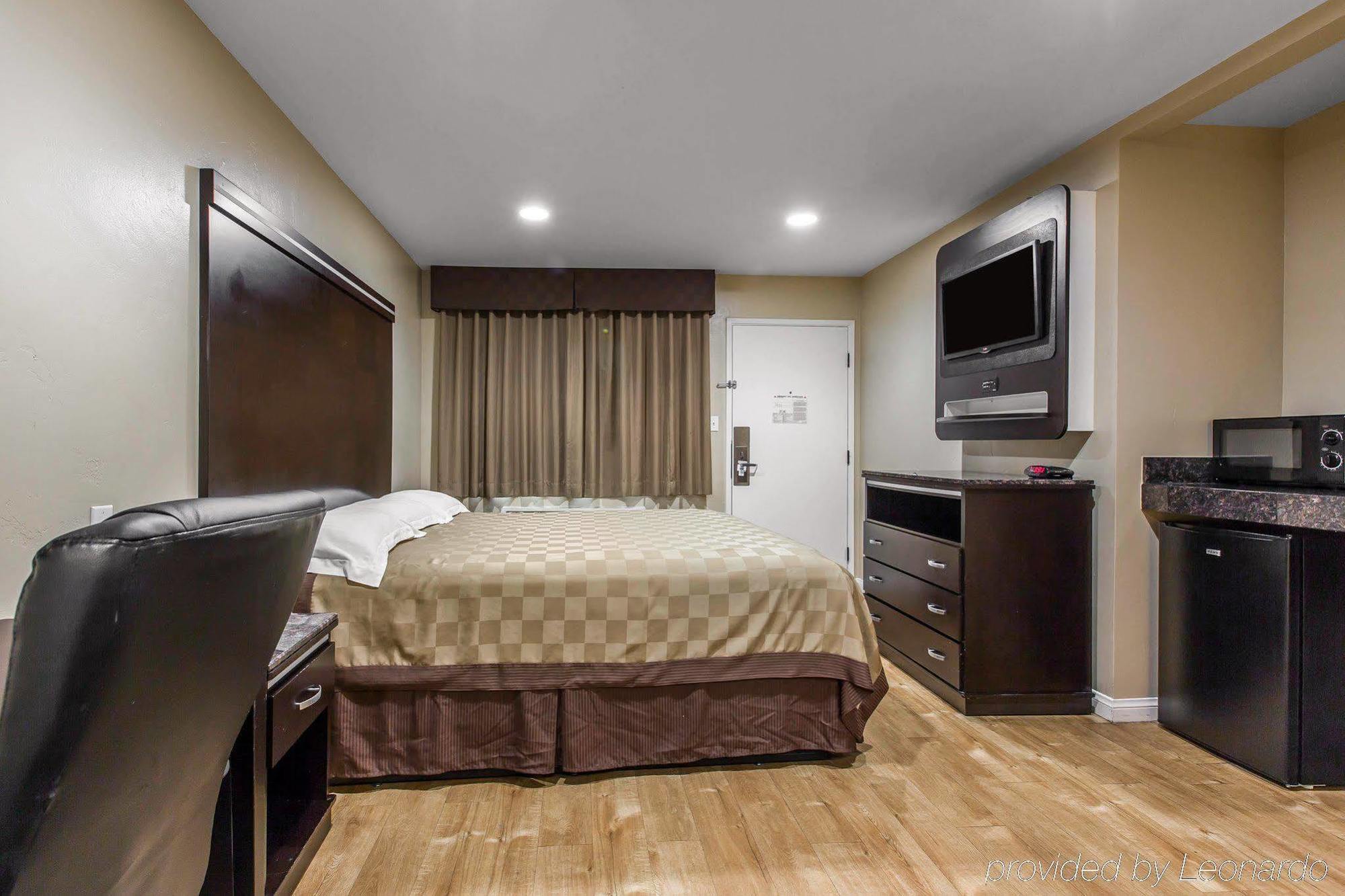 Rodeway Inn & Suites Chula Vista San Diego South מראה חיצוני תמונה
